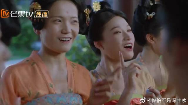 骗子卖香膏，拿孟廷辉当招牌，宫女们都抢着买
