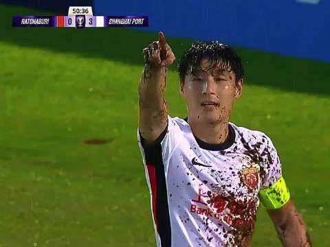 武磊鱼跃冲顶破门，海港客场6-4终结13场亚冠不胜