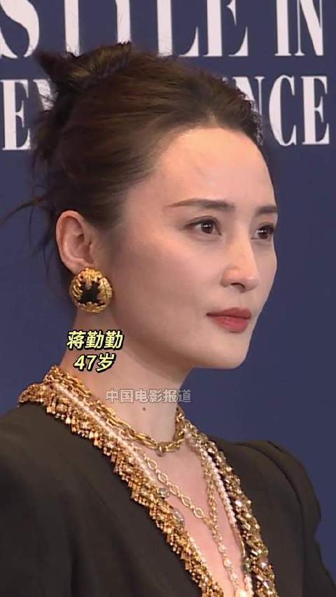 费加罗风尚盛典红毯直击：女明星生图大放送！
