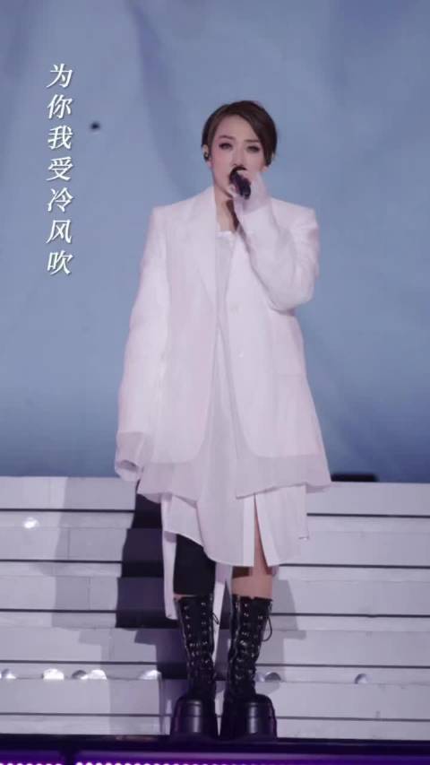 林忆莲开口唱响时代回响，岁月旋律重温现场