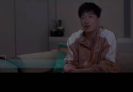 刘翔：我其实就是一个普通人，可能跑得快一点，让大家熟知记住！