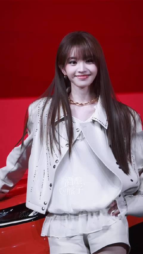 我勒个田曦薇出场简直气场全开，美成啥了姐姐
