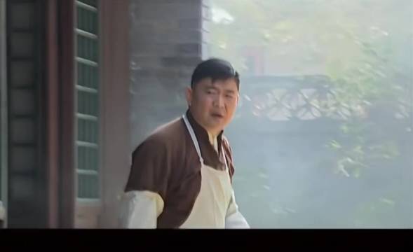 大宅门2：厨房见七爷发怒不敢开饭，白敬业也惹不起，但饿着谁不能饿着自己