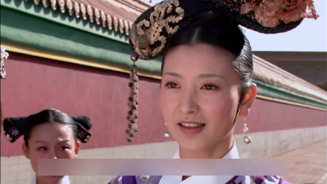皇后想绊倒华妃 无奈太后不让