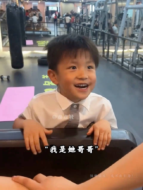 那些撞脸明星的路人，相同的相貌不同的命运！你觉得哪个最像？