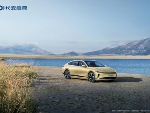 10-15万热门中大型增程车推荐：三款长续航增程轿车全面对比