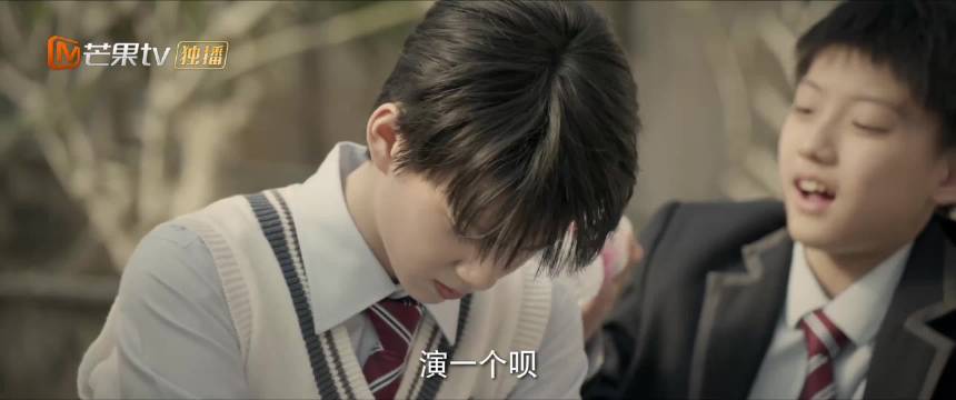 这种这么土鳖的英雄救美桥段怎么就这么好看呢