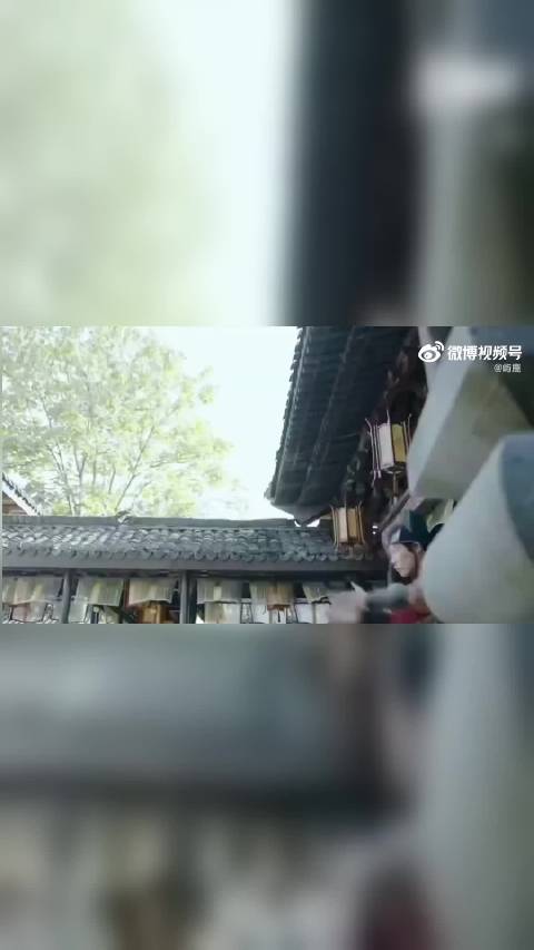 “这一段红衣飞鱼服出场，惊艳了多少人”