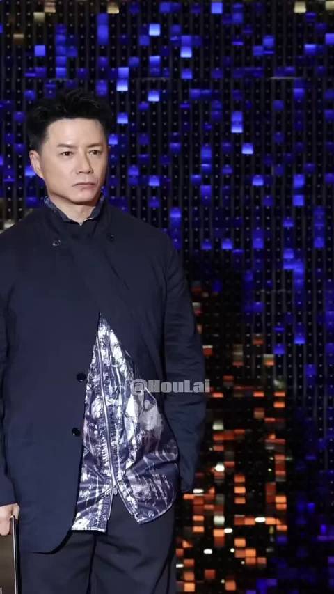 段奕宏新旧照对比，厚嘴唇变薄明显