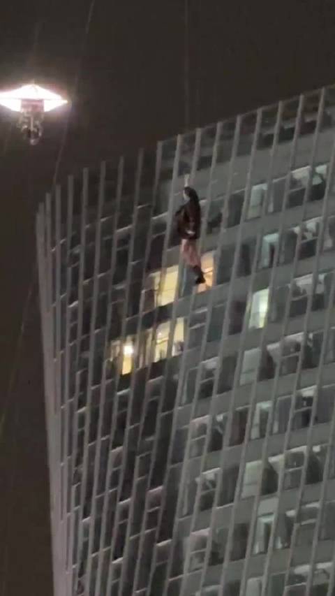 鞠婧祎可以害怕，但苏绿夏不能！…