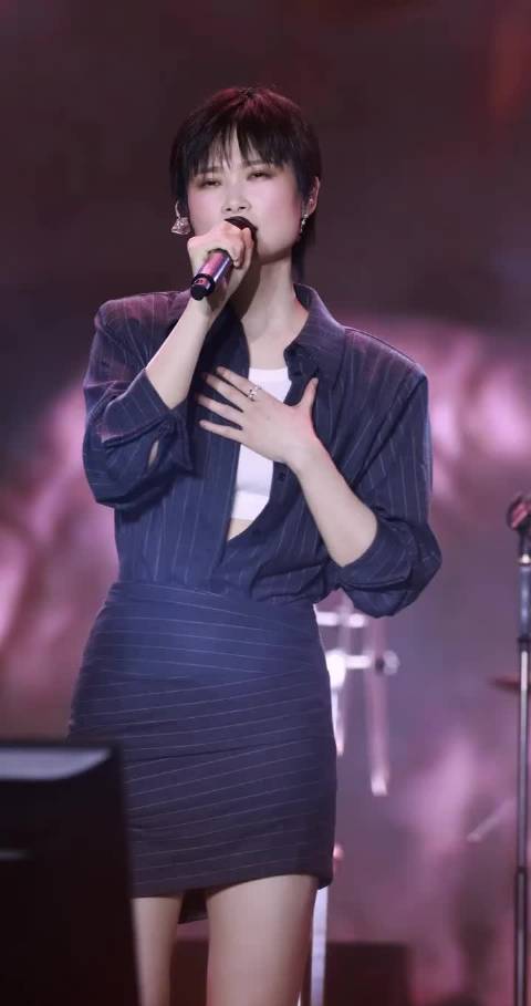 森碟灵魂提问叶一茜为何认识李宇春，妈妈被戳中想找回闪光自我
