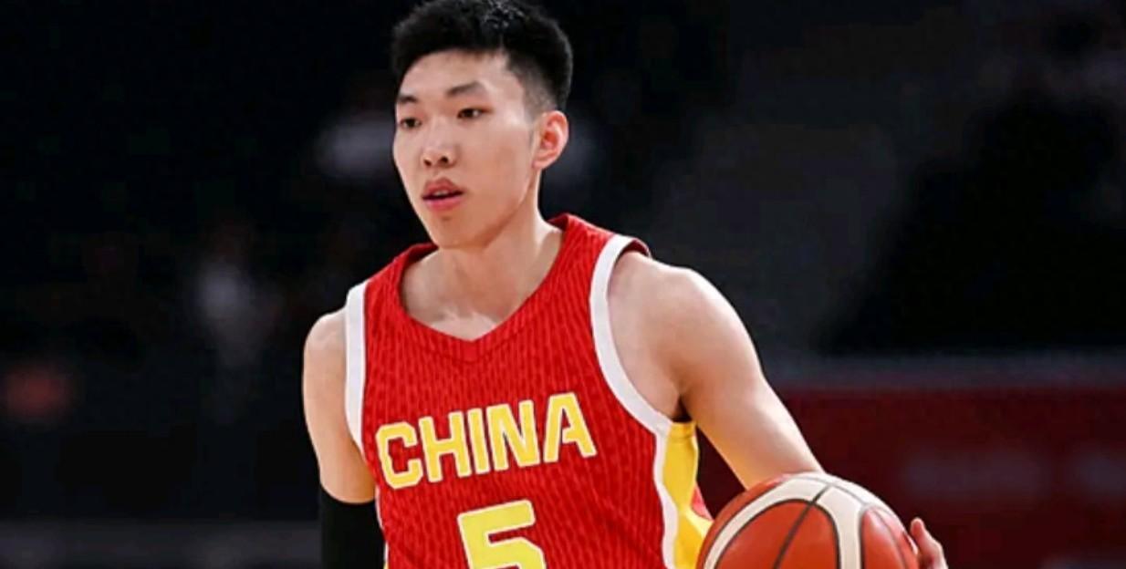 差点爆冷翻车！中国男篮凭啥击败沙特？此前被球迷骂最狠的人竟立头功！