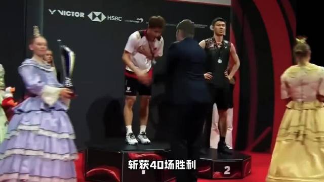 石宇奇世锦赛决胜局逆转，终结国羽男单十年等待