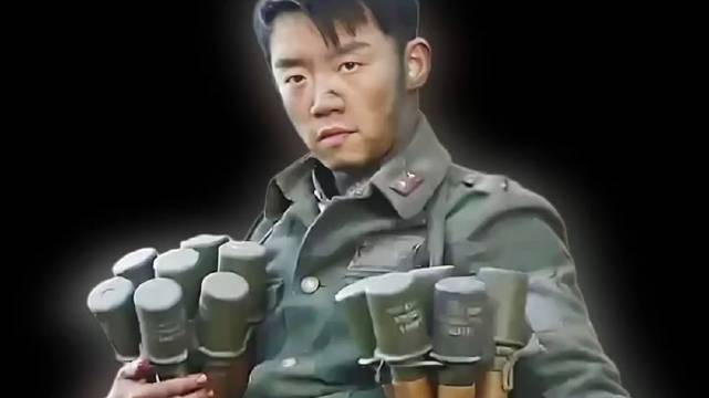 看完《八佰》后，心情复杂，久久不能平复！