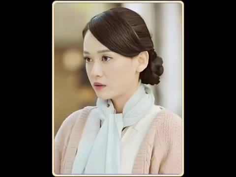 帮派大佬倒追乡下女孩，不料女孩却不领情