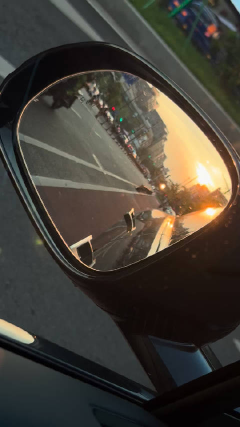 一千零一夜！音响挺可以的！配上夕阳