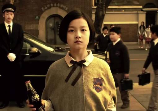 回顾时代姐妹花的相遇和群像时刻，经济上行时期的电影，妆造真是精致又好看