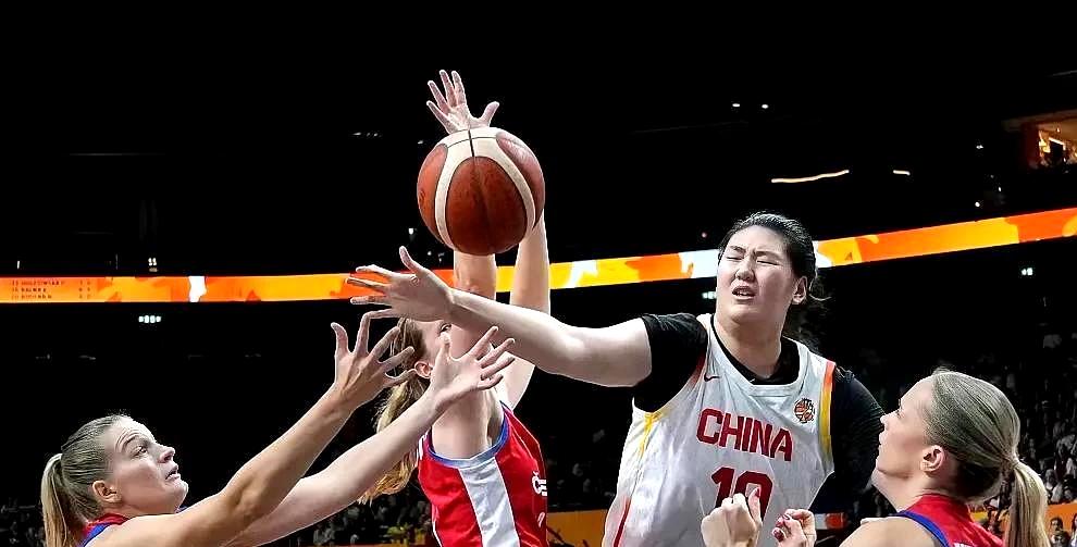 太突然！韩旭李月汝缺阵了！中国女篮公布最新动态，又一大主力无缘！亚运会怎么看都很难