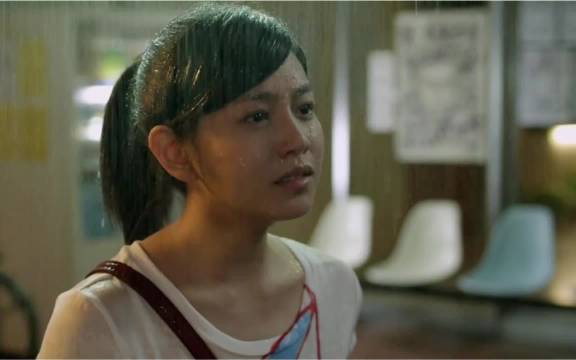 男孩儿和女孩儿的短暂矛盾，成了其他人趁虚而入的机会