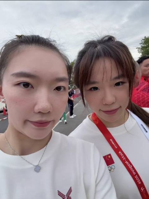 贾一凡更新：三届了，终于拿到开幕式体验卡！