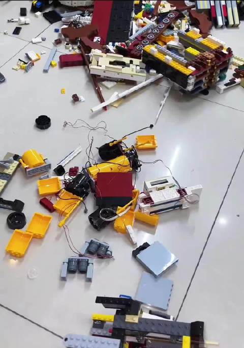 我的爱也随着泰坦尼克号一起‘潜入海底’！