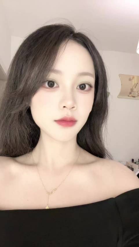 突然发现朱一龙的每一部电影我都去影院看过！