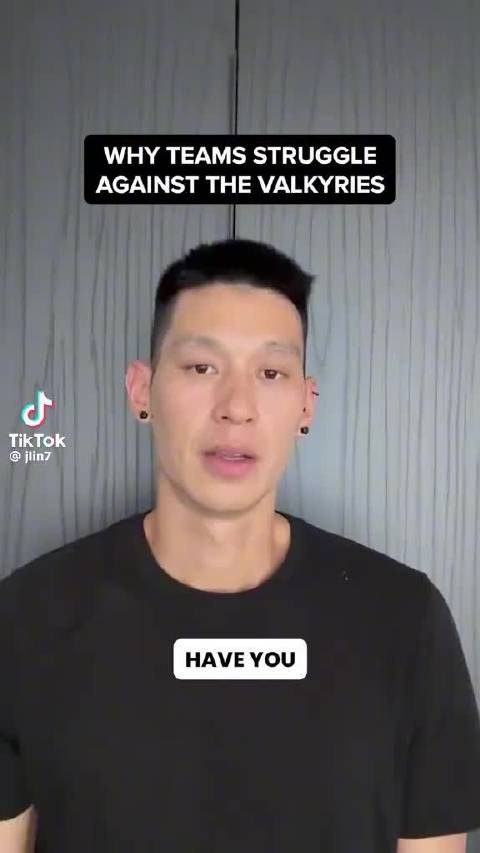 林书豪讲得还挺好的从来没听这么明白过 翻了下疑似瓦队蜜呀去年还线下观赛了