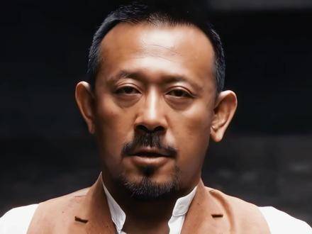 “这算哪门子歪理？善者就该被枪口对准？”