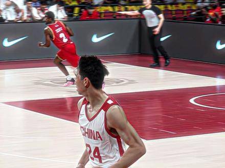 “身披24号战袍的那位王者再度归来” 中国男篮vs塞尔维亚
