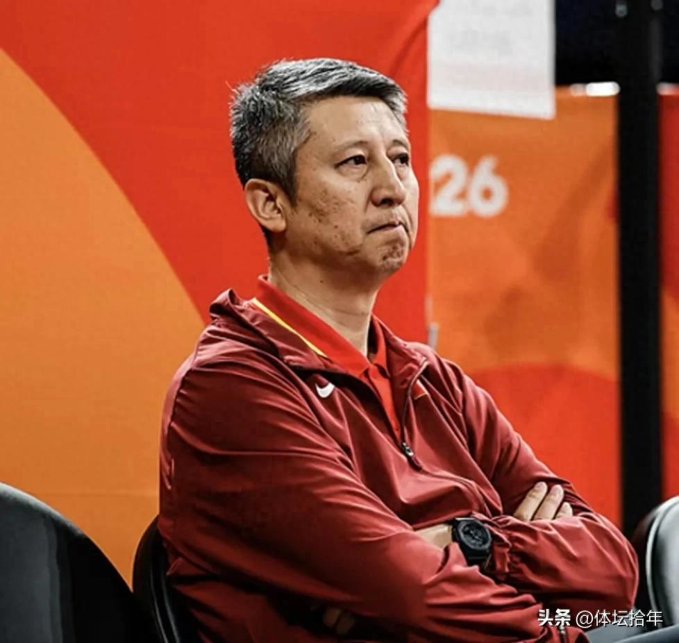 中国男篮刚惨败日本，篮协就可能做出重要决定，事关郭士强去留！