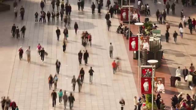 历史重演：劳务派遣是古老剥削的现代包装？