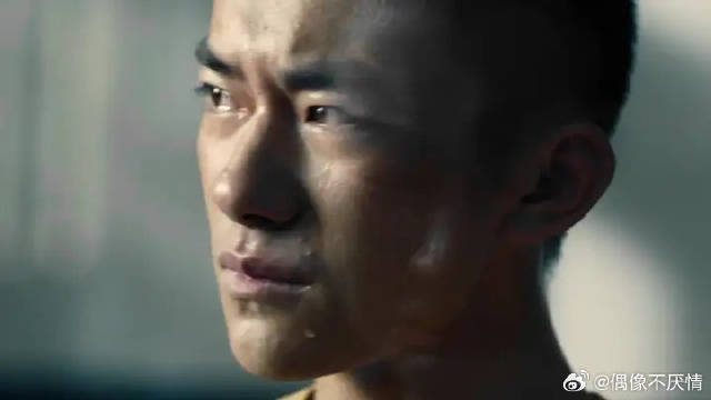 “你是一个演员，不是一个偶像”