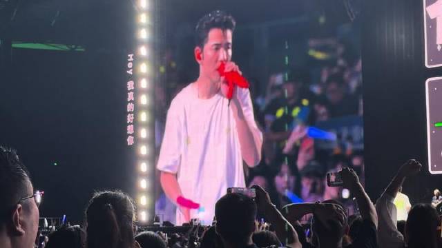 萧敬腾杭州演唱会的余韵未消，旋律仍在耳畔反复回响
