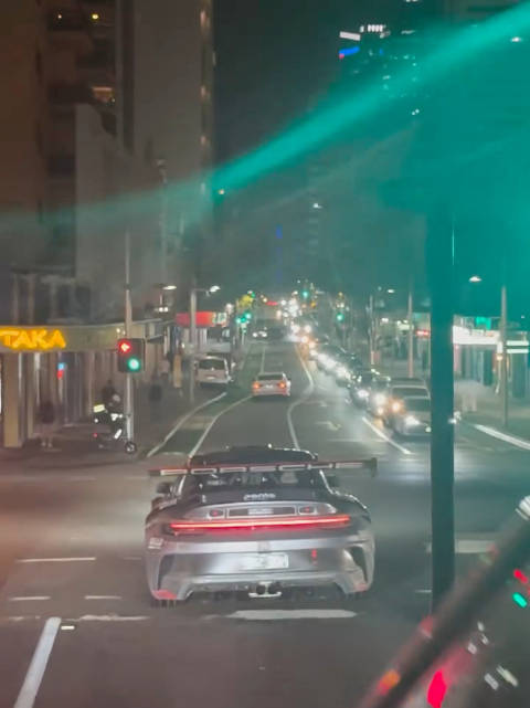 保时捷992 RGT赛车合法上路，因为这是一台拉力车