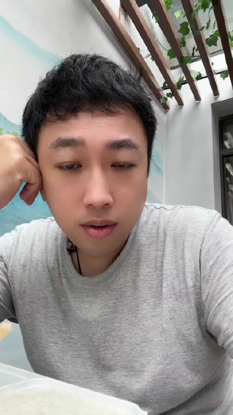 于正回怼虞书欣粉丝，称真没觉得像