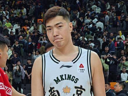 原来杜知道深得众人喜爱，巧了，我也是他的粉丝嘿嘿