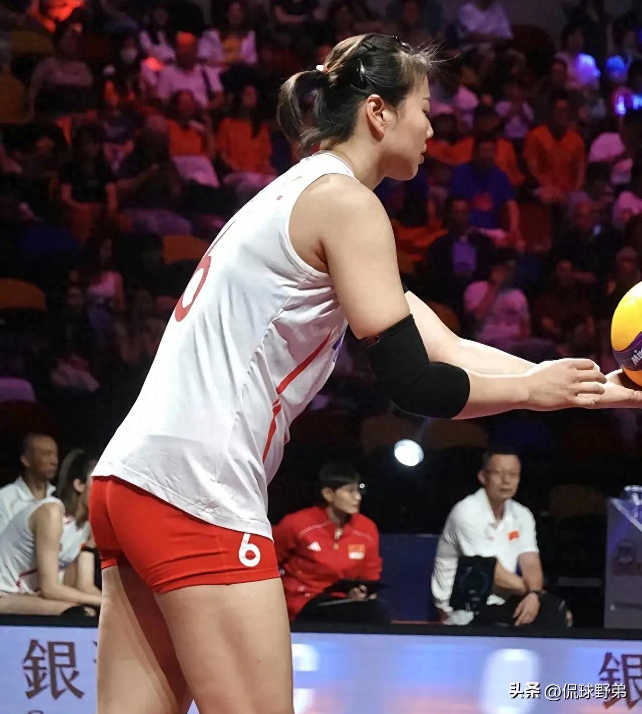 18连胜，中国女排3-0越南，球员评分：庄宇珊最佳，吴梦洁回暖