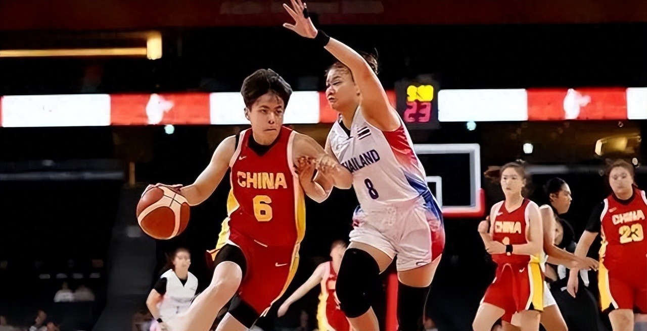 杨力维也没想到，被她当众炮轰的宫鲁鸣，如今带队在日本闪闪发光