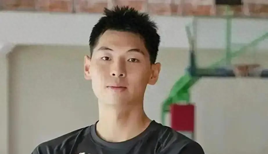 广东就偷着笑吧！郭士强支援崔永熙回巅峰，下赛季锋线实力暴涨