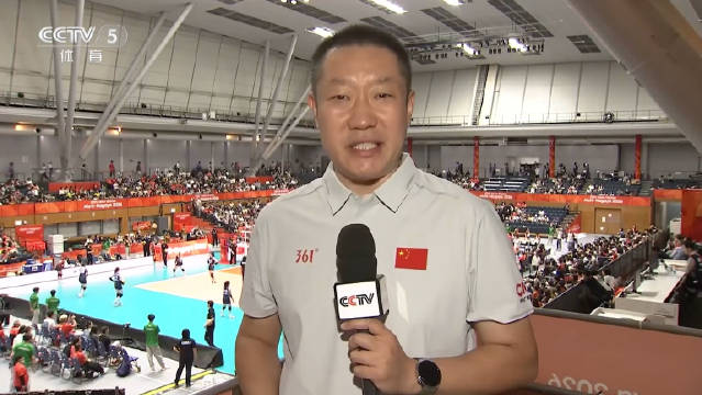 中国女排3比2力克泰国，龚翔宇上场稳定军心