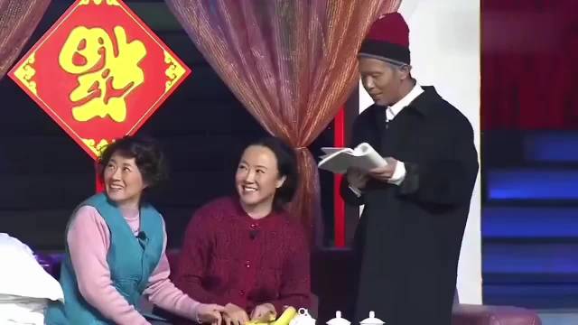 这怕是赵本山笑场最严重的一次