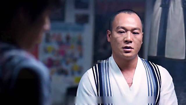 以后在铜锣湾谁欺负你了，你就报我的名号