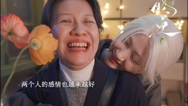 齐时忙到没时间吃饭，妈妈每日送饭离别时未送