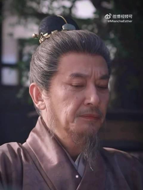 哈哈哈，老师完美诠释了什么叫法拉利老了还是法拉利