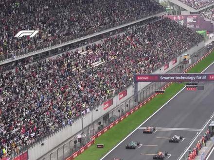 五盏红灯骤然熄灭！沉浸于F1赛车引擎的咆哮声浪中！