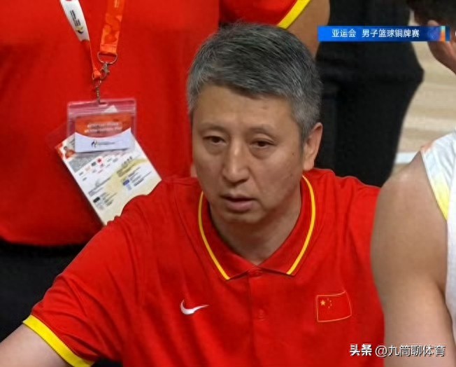 下课倒计时！崔永熙一针见血，2高塔保护不了篮板，拒绝周琦成谜