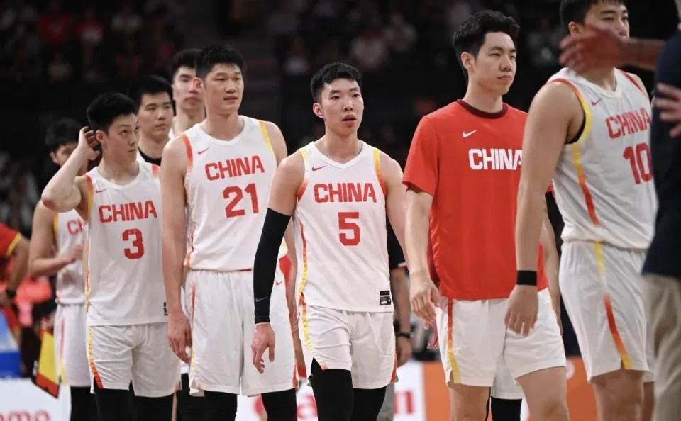 中国男篮憾负伊朗无缘奖牌 创下近12年最差战绩 郭士强道出输球真因