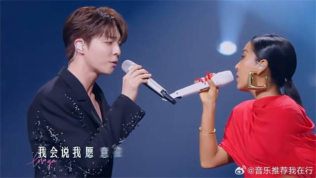 吉克隽逸一首《爱要怎么说出口》，与陈立农对视拉丝