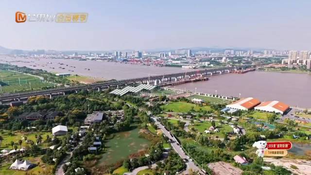 曾辉献唱沈梦辰沉默，转身安利信阳美食
