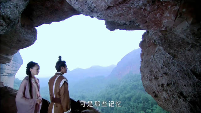 现在看来紫萱就是安排给徐长卿历劫的，历完情劫紫萱死了徐长卿成仙了